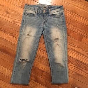 American Eagle Jeans. Light wash. Size 6